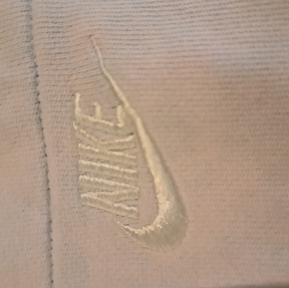 Nike shorts - Picture 2 of 4